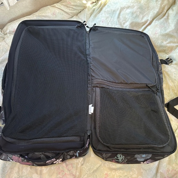 DaKine Split Roller Duffel Bag 85 Liter - Like New - Tropic Dusk Floral Colorway - Picture 3 of 16